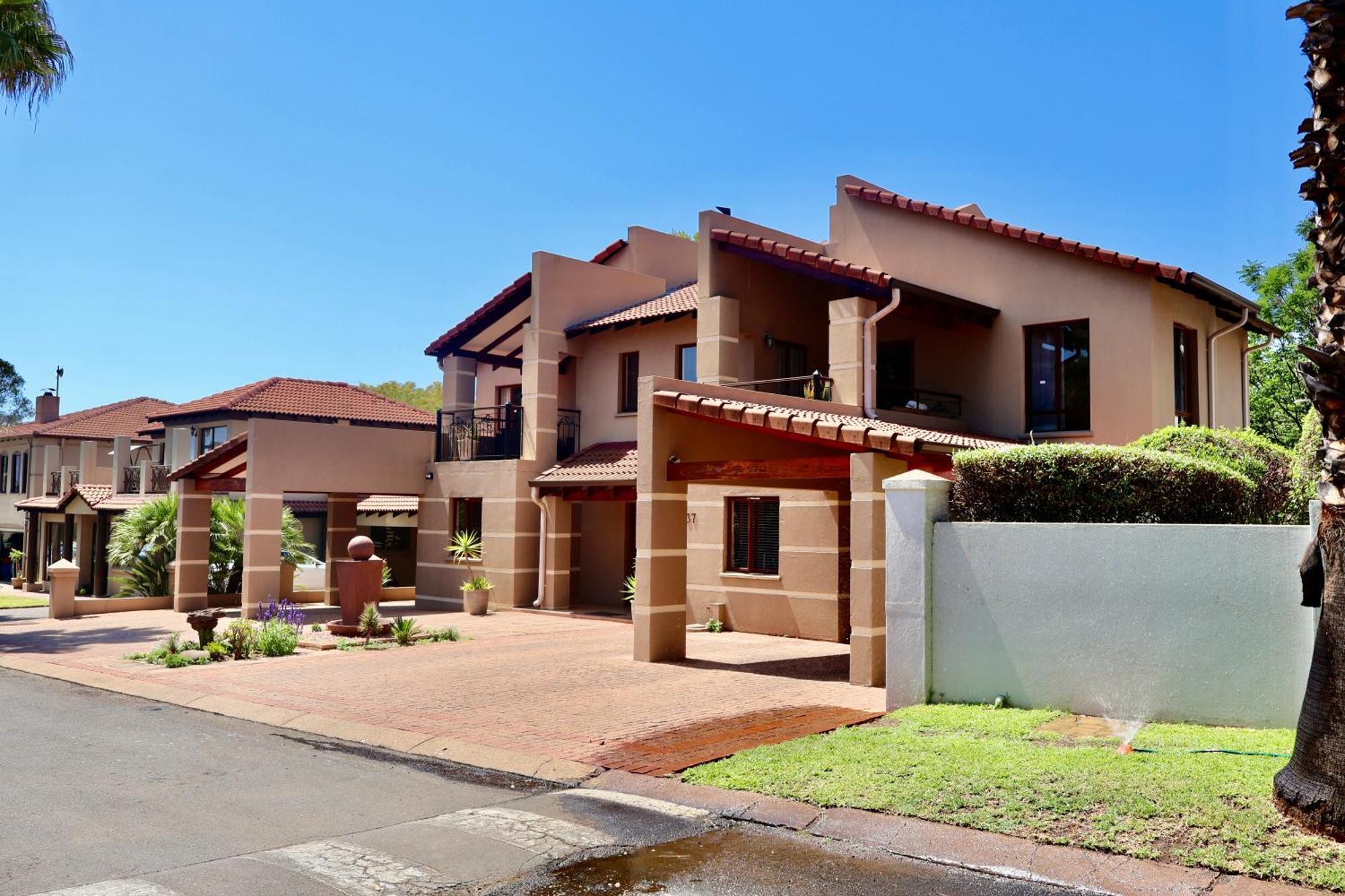 Hotel 37 On Eagles Hartbeespoort Exteriér fotografie